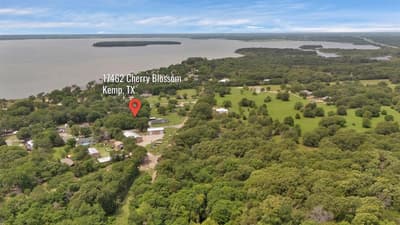 17462 Cherry Blossom, Kemp TX 75143
