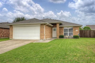 231 Willow Creek Lane, Terrell TX 75160