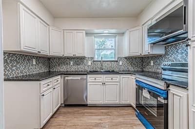 2008 Clubridge Drive, Carrollton TX 75006 - Photo 4