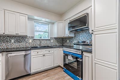 2008 Clubridge Drive, Carrollton TX 75006 - Photo 5