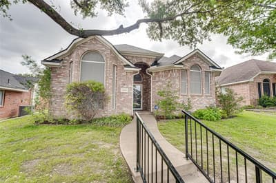 1825 Ambrose Drive, Rowlett TX 75089 - Photo 2