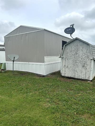 717 Byron Road, Wilmer TX 75172 - Photo 2