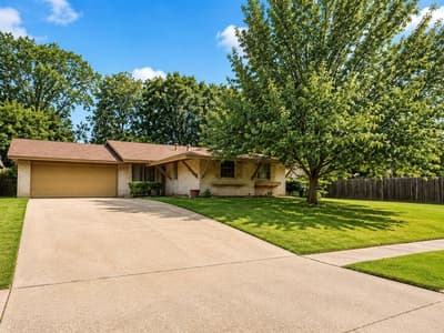 1925 Normandy Drive, Irving TX 75060