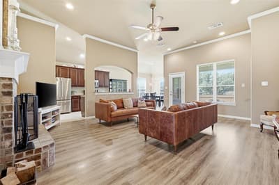4908 Lakepark Drive, Sanger TX 76266
