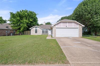 4756 Hollow Tree Drive, Arlington TX 76018