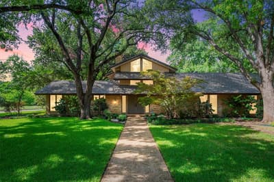 3909 Courtshire Drive, Dallas TX 75229