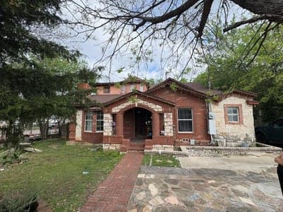 4335 Moler Street, Dallas TX 75211