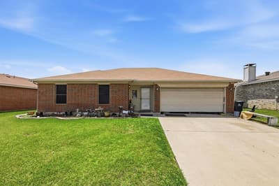 6406 Nicole Way, Arlington TX 76002