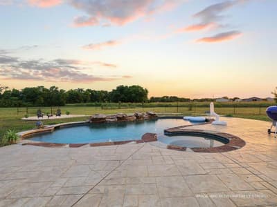 460 County Road 4421, Trenton TX 75490