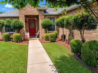 8323 Brigalow Street, Arlington TX 76002