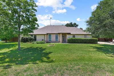 315 Preston Glen, Gunter TX 75058