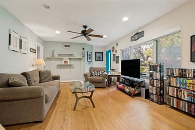 4620 Surf Drive, Dallas TX 75214 - Photo 4