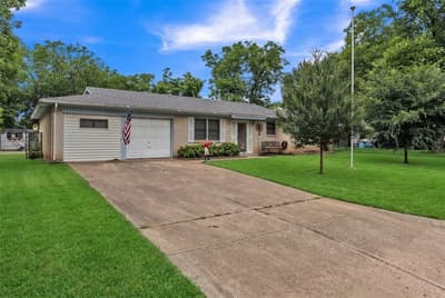 19 Page Street, Hurst TX 76053