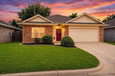 313 Texas Drive, Lake Dallas TX 75065
