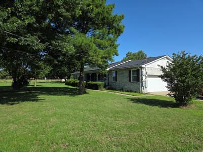 27513 State Highway 56, Whitesboro TX 76273
