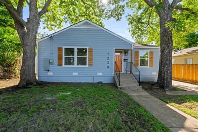 1239 Tarpley Avenue, Dallas TX 75211