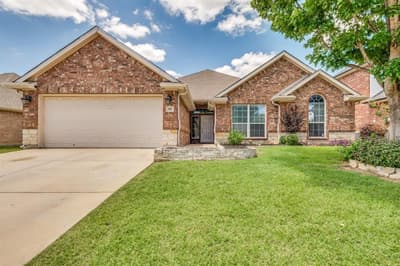 605 Southwind Drive, Arlington TX 76002