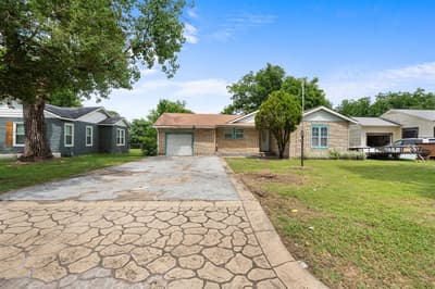 813 Truman Street, Arlington TX 76011