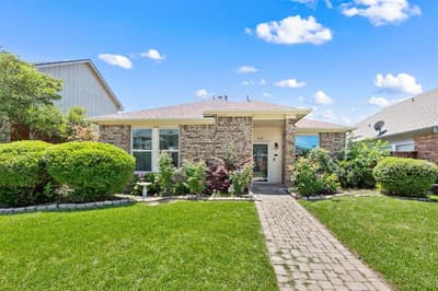 2140 Falcon Ridge Drive, Carrollton TX 75010
