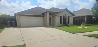 5905 Rising Meadow Drive, Arlington TX 76018
