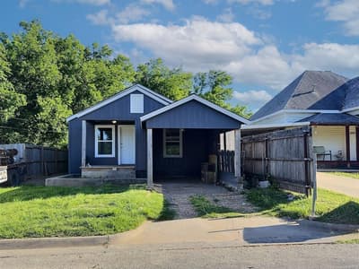 330 E Thompson Street, Jacksboro TX 76458