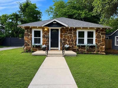 2401 Lillian Street, Fort Worth TX 76111