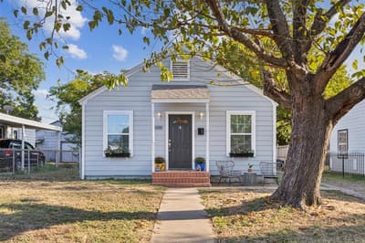 3202 Aster Street, Dallas TX 75211 - Photo 2
