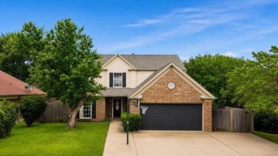 6924 Wooddale Drive, Watauga TX 76148