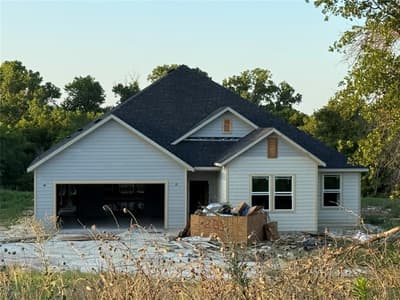 281 Zebrastone Way, Poolville TX 76487