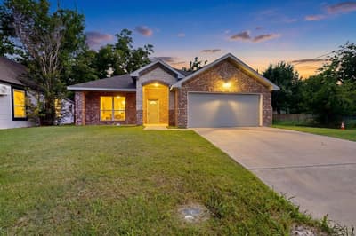 1615 Jones Street, Greenville TX 75401
