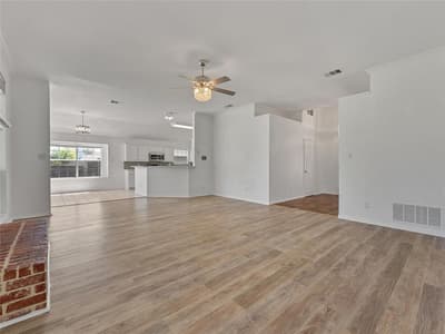 3651 Willow Creek Drive, Midlothian TX 76065 - Photo 4
