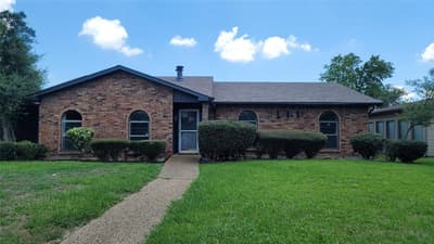 1334 Paris Drive, Garland TX 75040