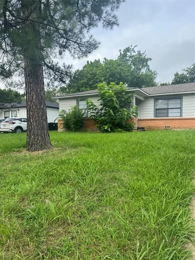 6006 Sayle Street, Greenville TX 75402