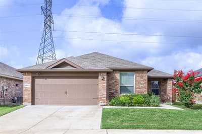 8053 Muddy Creek Drive, Fort Worth TX 76131