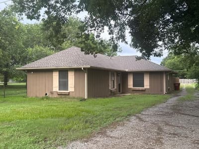 513 S Carter Street, Whitewright TX 75491