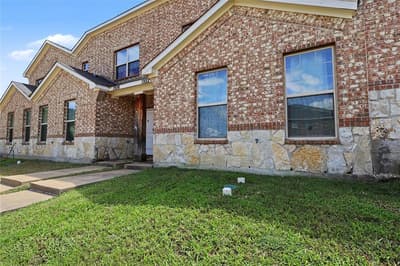 1922 Timber Oaks Drive, Garland TX 75040