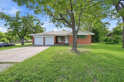 901 Maple Street, Howe TX 75459