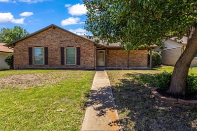 1644 Glenhill Lane, Lewisville TX 75077