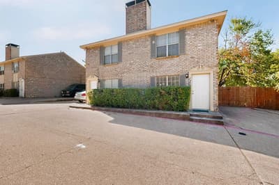 130 Graystone Place, Duncanville TX 75137 - Photo 2