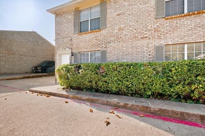 132 Graystone Place, Duncanville TX 75137 - Photo 3